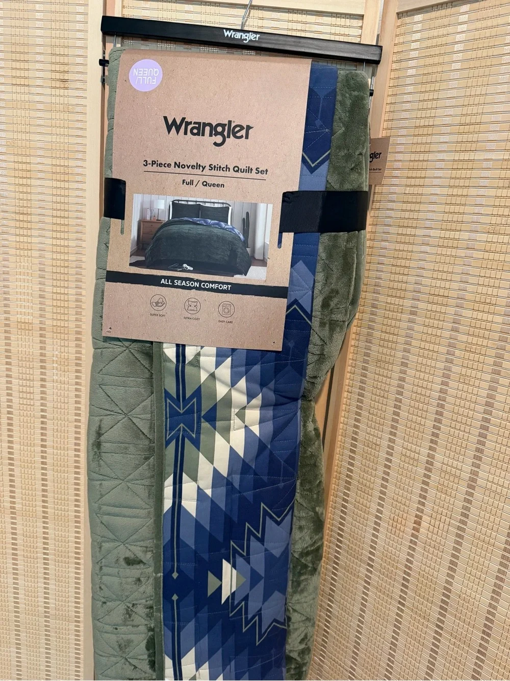 Wrangler Fleece lines Aztec Green and Blue Full/Queen 3-Piece Quilt Set